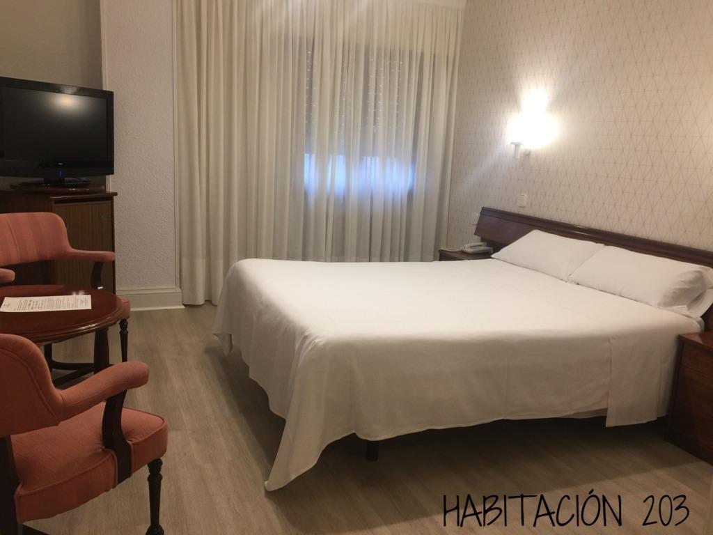 Hostal Vista Alegre Кастро-Урдіалес Екстер'єр фото