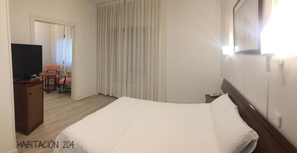 Hostal Vista Alegre Кастро-Урдіалес Екстер'єр фото